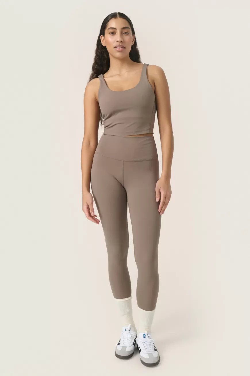 Soaked in Luxury SLAlura Top- Activewear | T-shirts & Toppe