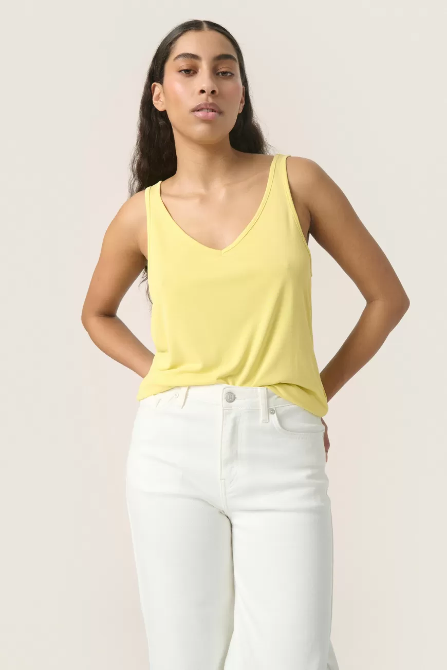 Soaked in Luxury SLColumbine Top- T-shirts & Toppe | T-shirts & Toppe