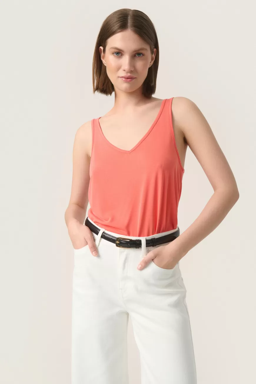 Soaked in Luxury SLColumbine Top- T-shirts & Toppe | T-shirts & Toppe