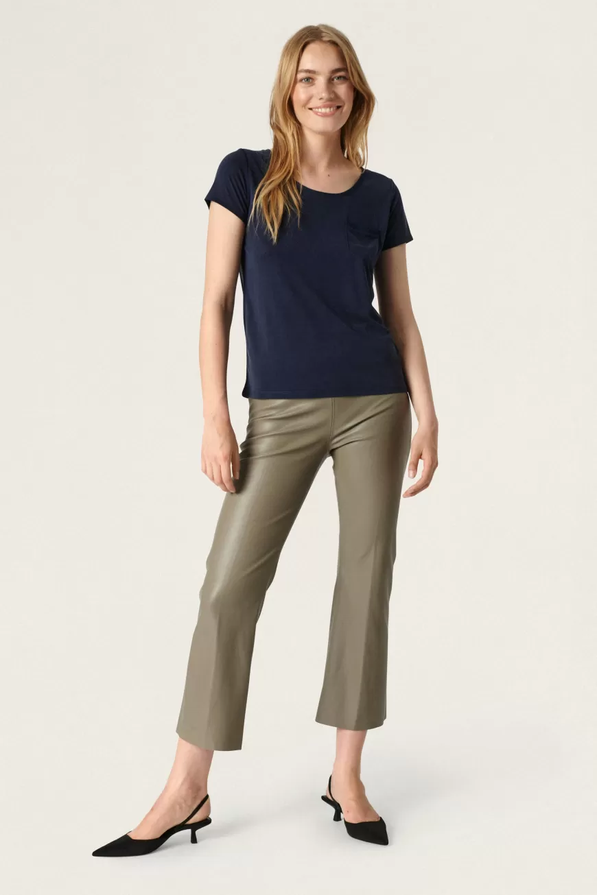 Soaked in Luxury SLColumbine T-shirt- T-shirts & Toppe | T-shirts & Toppe