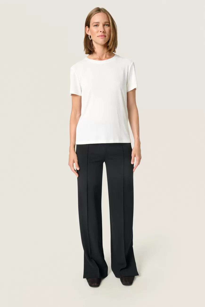 Soaked in Luxury SLColumbine T-shirt- T-shirts & Toppe | T-shirts & Toppe