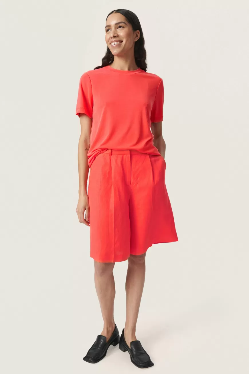 Soaked in Luxury SLColumbine T-shirt- T-shirts & Toppe | T-shirts & Toppe