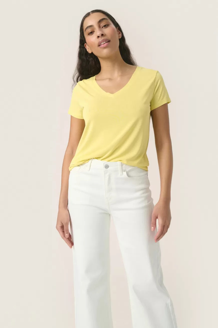 Soaked in Luxury SLColumbine T-shirt- T-shirts & Toppe | T-shirts & Toppe