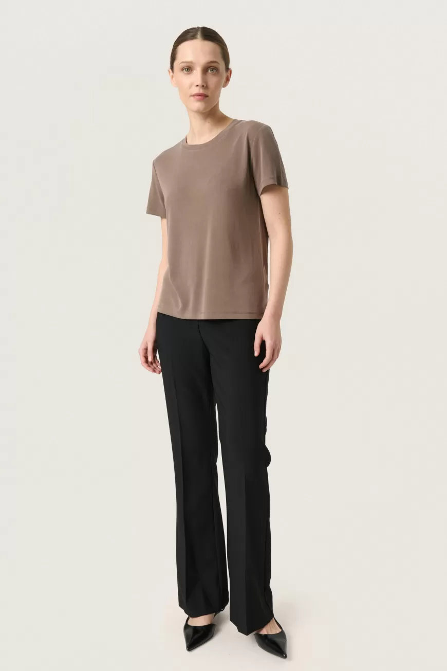 Soaked in Luxury SLColumbine T-shirt- T-shirts & Toppe | T-shirts & Toppe