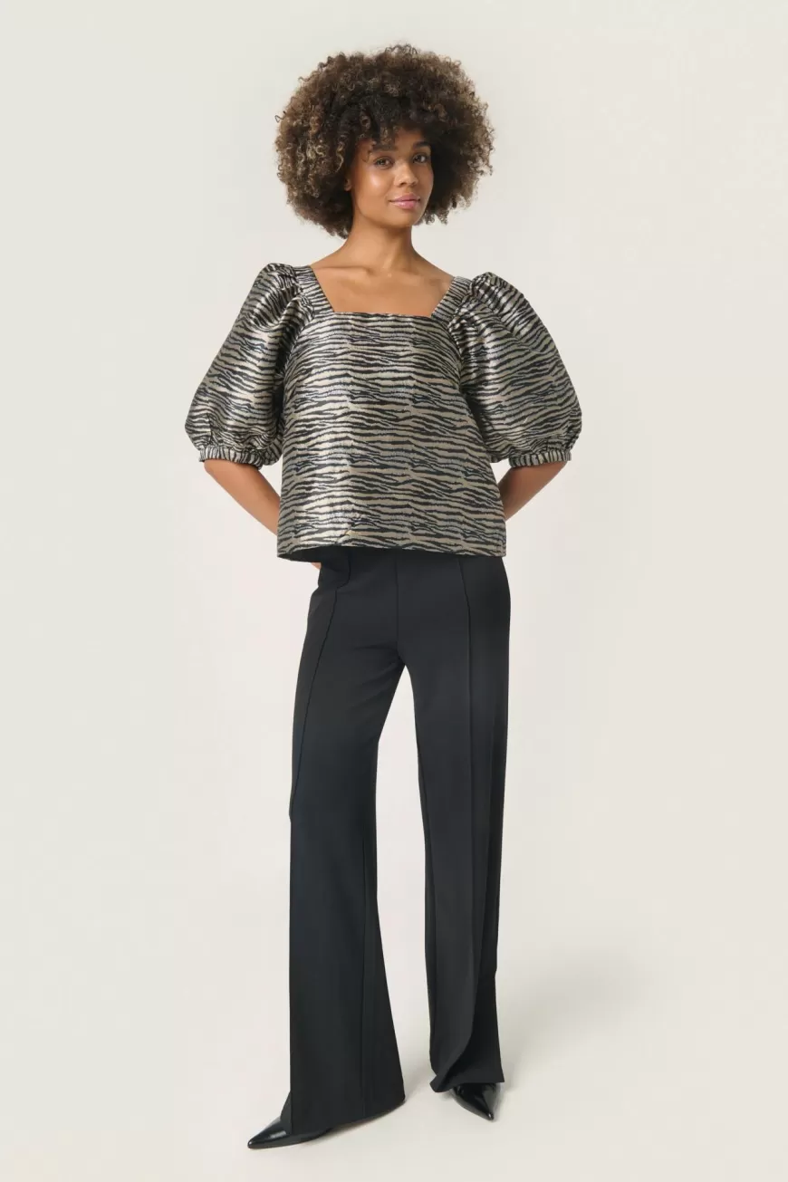 Soaked in Luxury SLElowen Bluse- Occasionwear | Online Exclusive