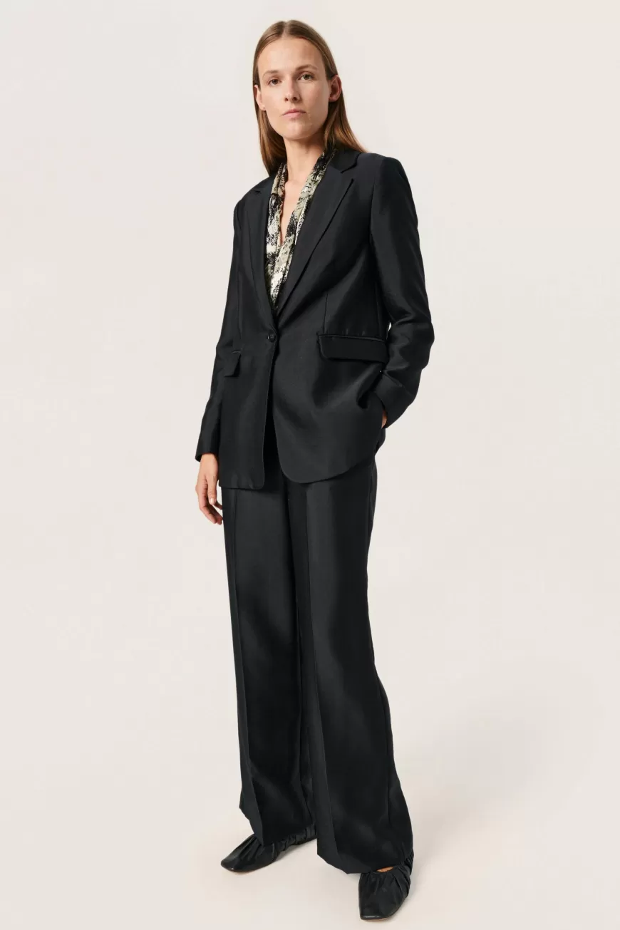Soaked in Luxury SLJacinta Blazer- Blazere