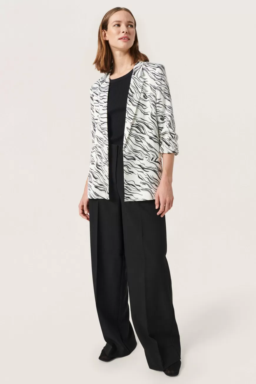 Soaked in Luxury SLVinka Blazer- Occasionwear | Blazere